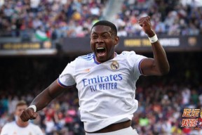 赛地聚焦：西甲集结日热度飙升，夏洛特黄蜂门线救险，管理层满意，更衣室氛围转暖的简单介绍-开元官网